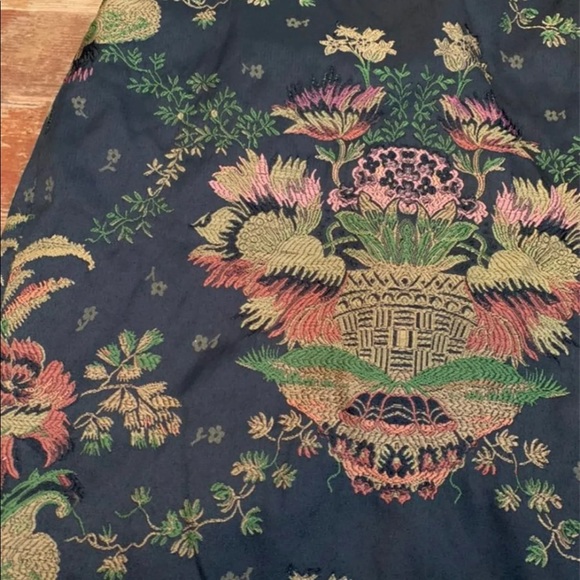 COPY - Cabi Chinoiserie Jacquard Tapestry Skirt S… - Picture 2 of 9